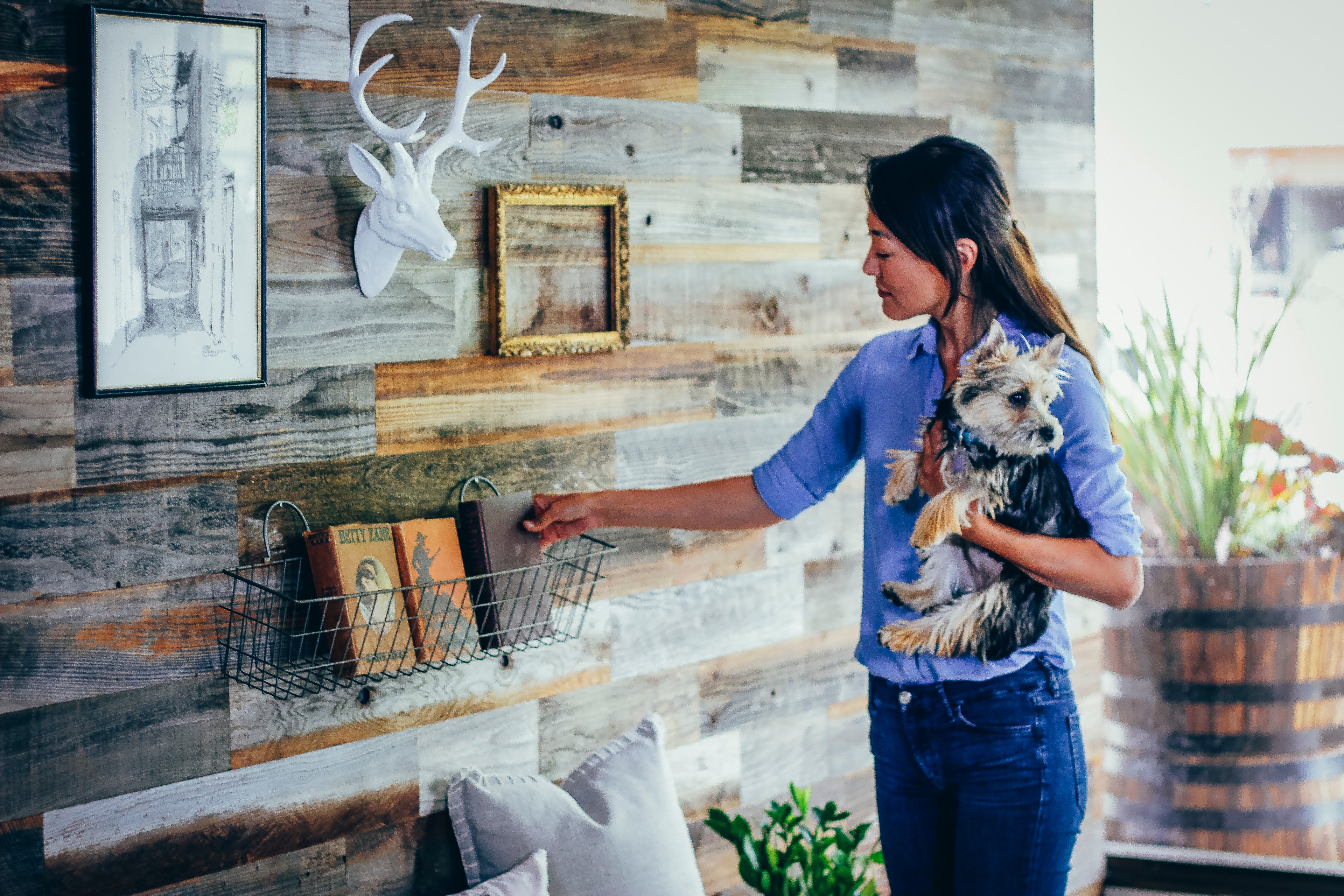 PEEL & STICK PANELING - WeekendWalls