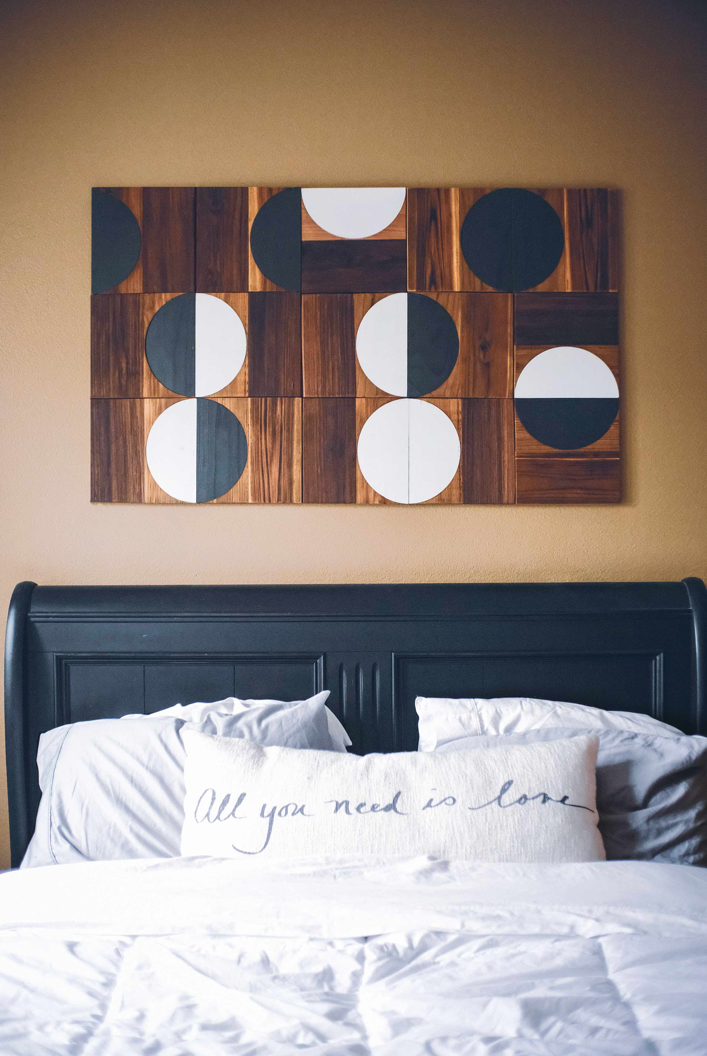 PEEL AND STICK WALL DECOR